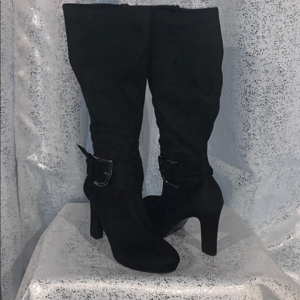 ⭐️BRAND NEW⭐️ IMPO Memory Foam Boots with Buckle